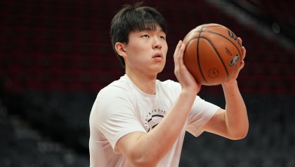 开云下载-杨瀚森1篮板开拓者胜国王锁定西部第8 附加赛战太阳